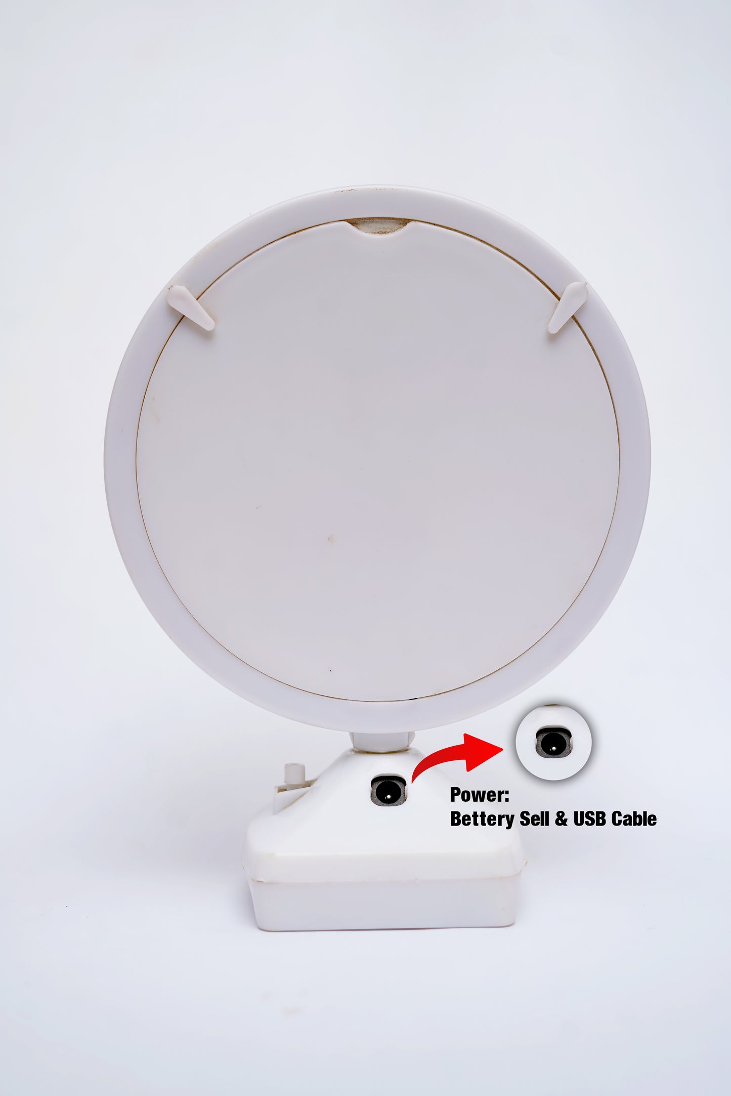 Customized LED Round Photo Frame with Dual Power Option – Battery & USB