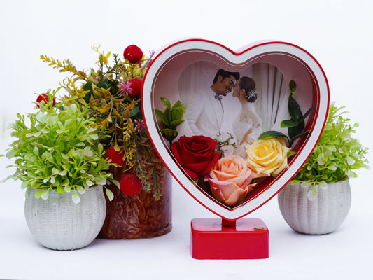 Heart Shaped LED Glow Photo Frame with Flowers – Personalized Romantic Gift